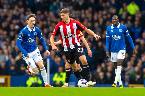 尼古拉斯 尼古拉斯