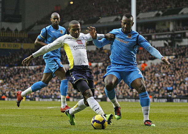 则展现了她 则展现了她